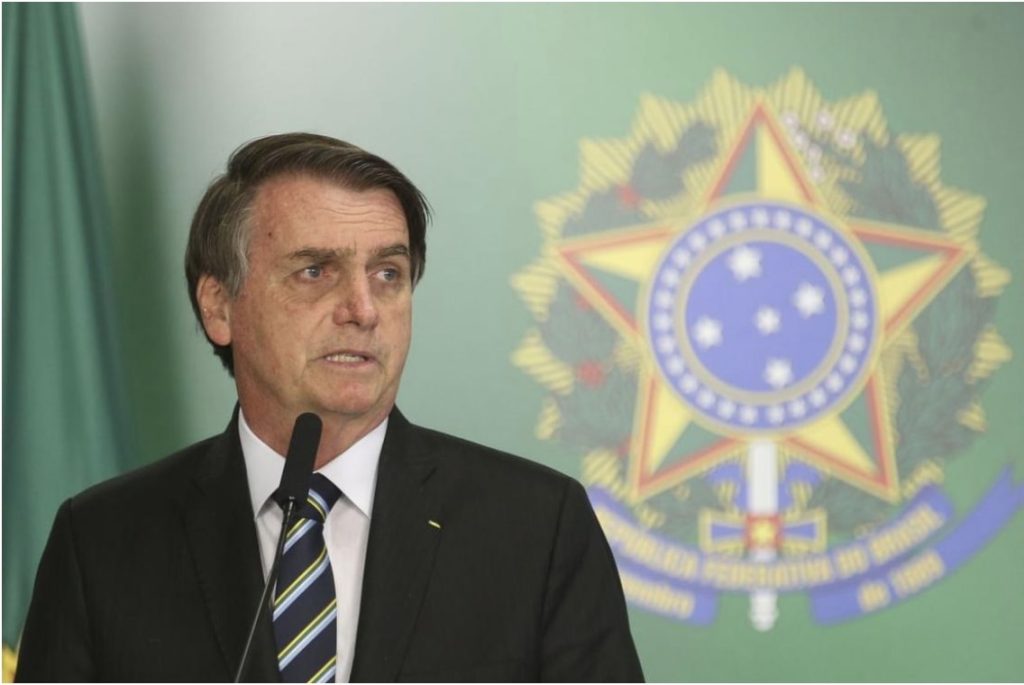 Bolsonaro sanciona lei de criação da Empresa Simples de Crédito